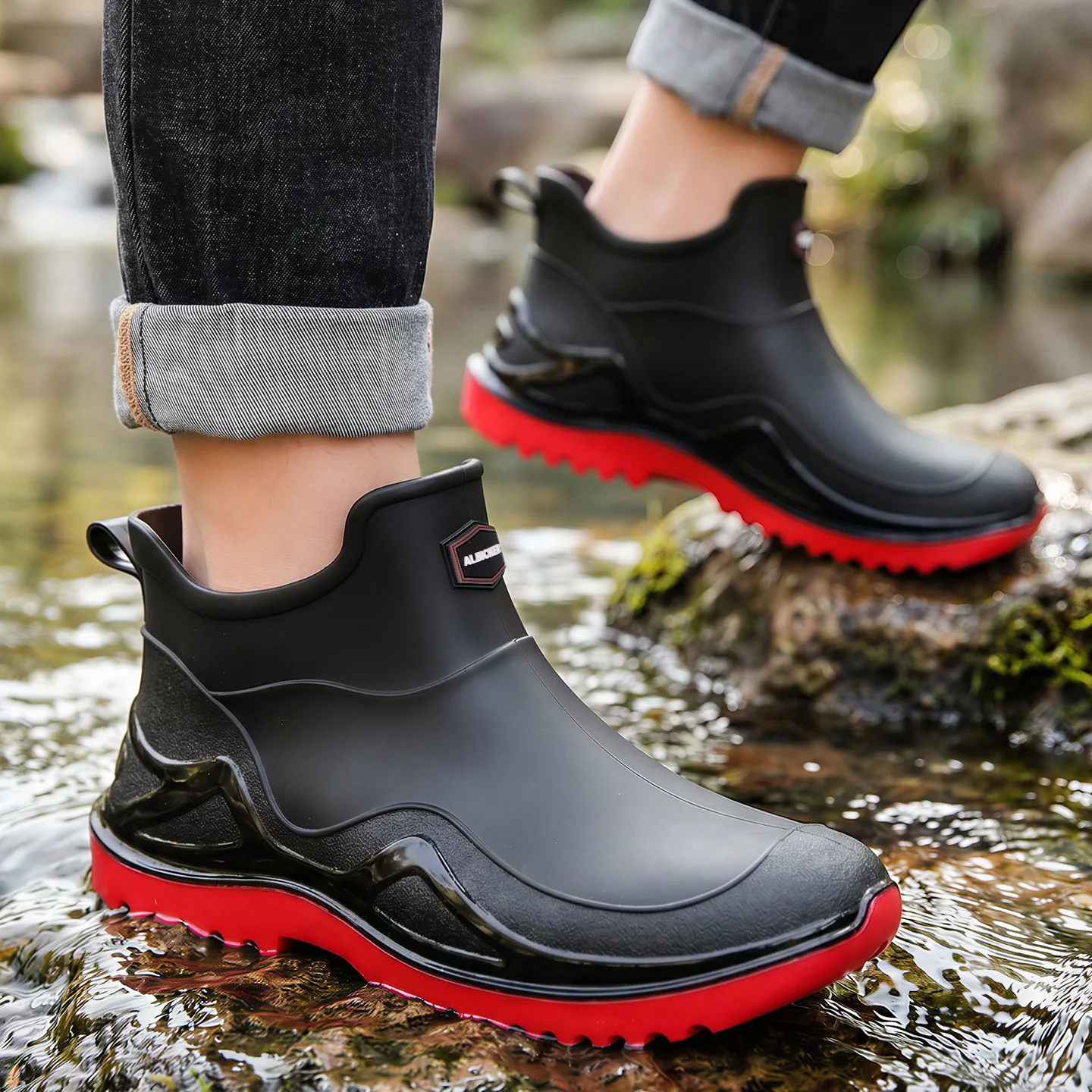 Men's Ankle Rain Boots Outdoor Waterproof Men Rain Shoes Anti-Slip Wear-resistant Men Kitchen Water Shoes Fishing Rubber Shoes