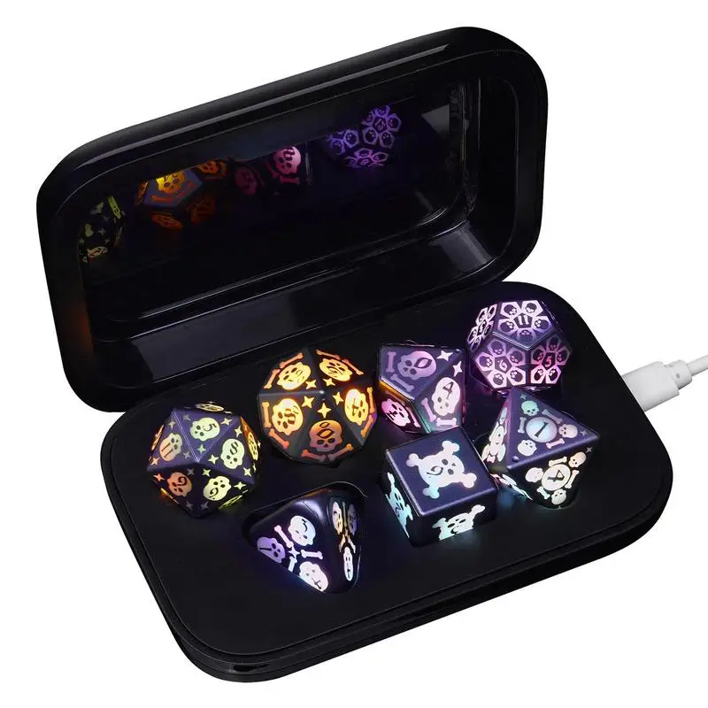 

Led Electronic Dices Skull Pattern USB Rechargeable Dice Set Shake To Glowing Light Up Dice With 7 Lights games for party