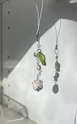 Handmade white lucky cat phone charm | phone accessories | cat charm | leaf charm | white lucky cat Keychain