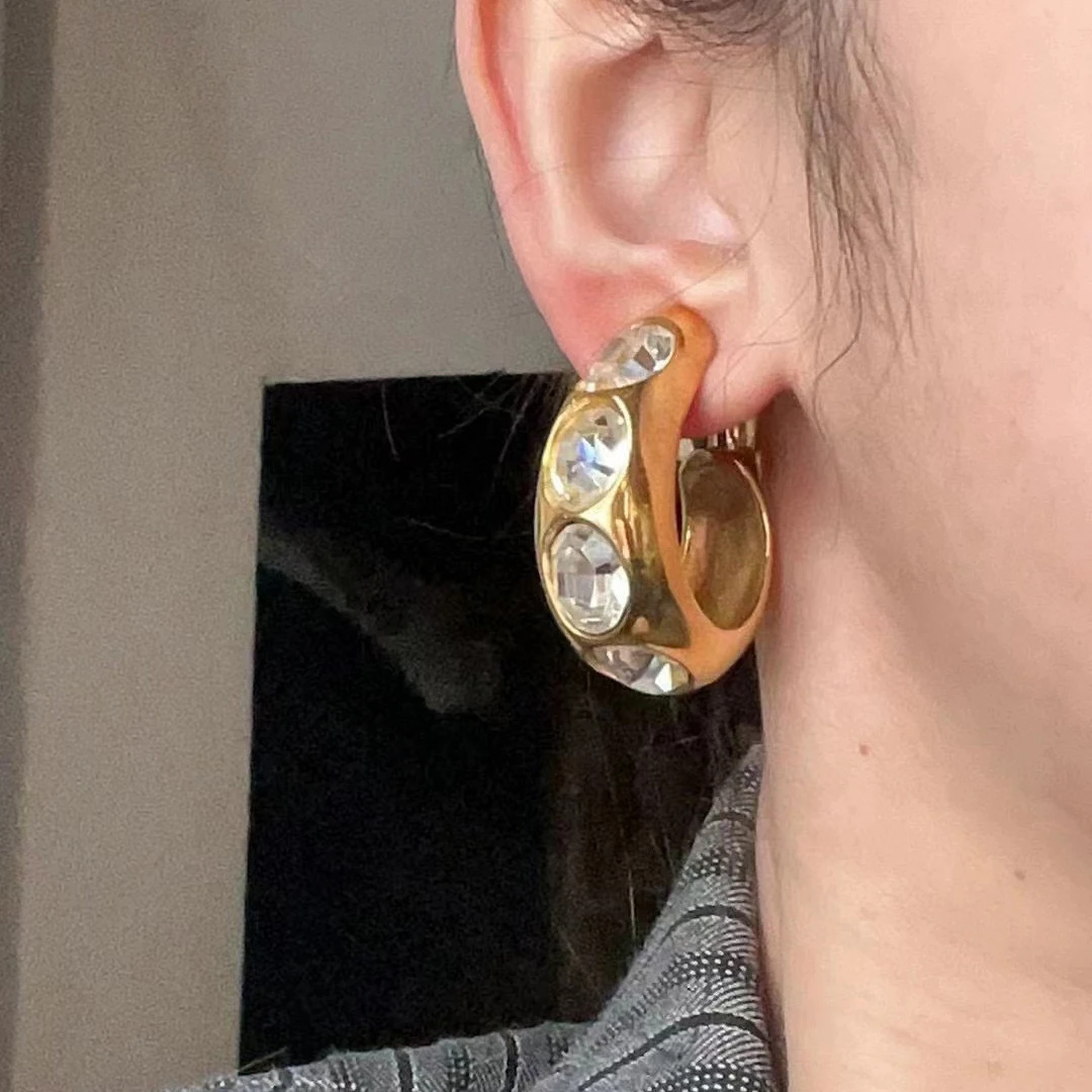 Vintage Brass Plated Gold Top Quality Crystal Earrings Luxury Ear Clip Women Europe Designers Charm Jewelry