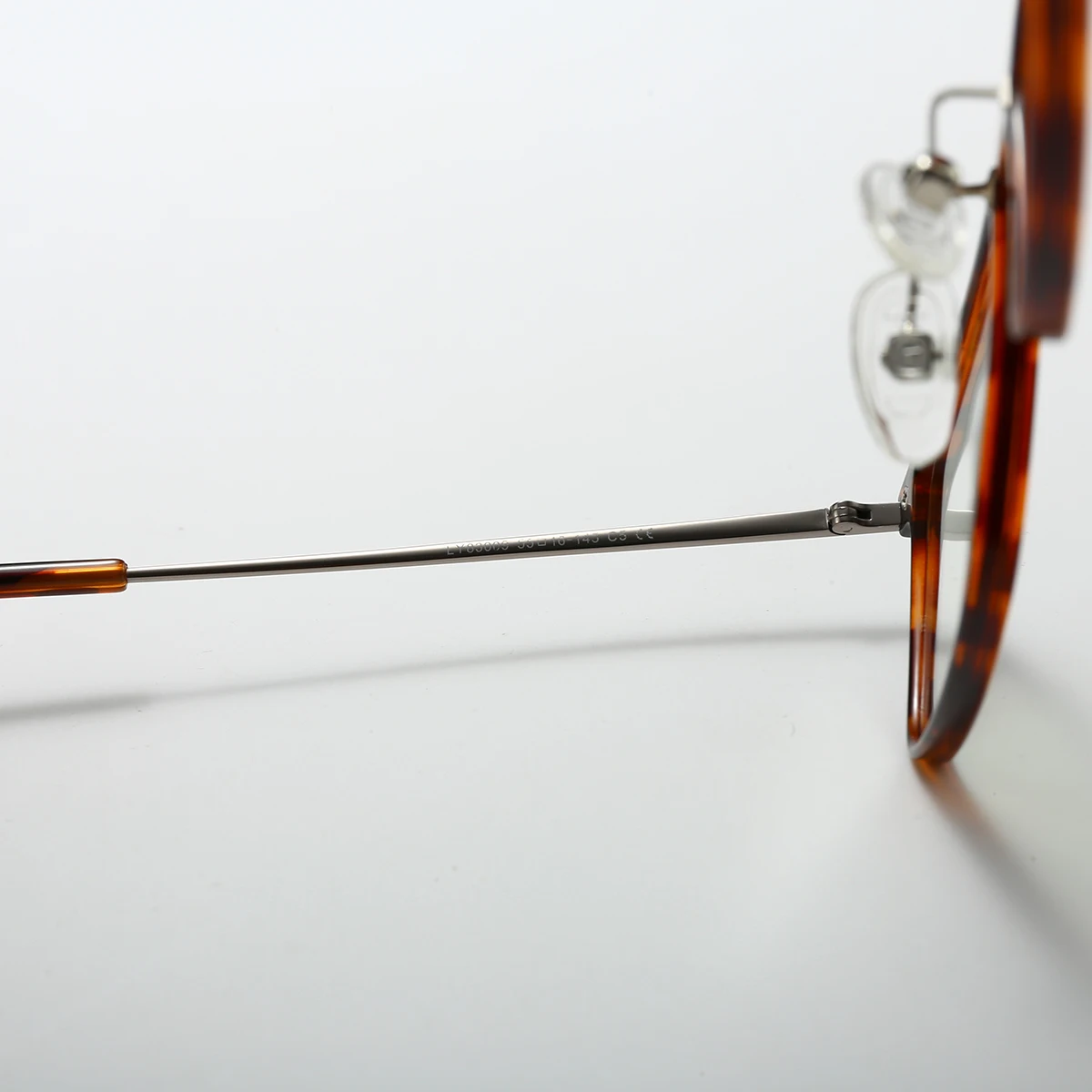 Fytoo Women's Reading Glasses, Lightweight Tr Material, Tortoiseshell Color, Rectangular Frame, Stylish Comfortable