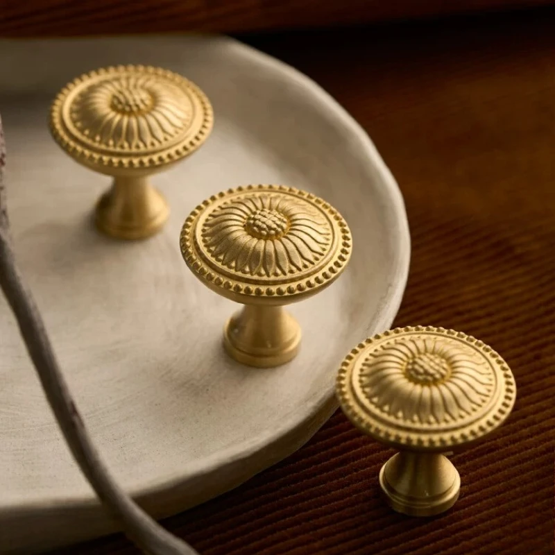American Retro Oval Furnitue Handles and Knobs Brass Wardrobe Drawer Knobs Bronze Bedroom Kitchen Cabinet Door Handles Pulls Diy