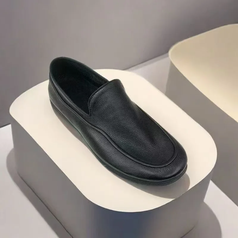 Men's High-end Leather Formal Shoe Comfortable Business Casual Oxford Shoes Fashionable and Soft Loafers Walking Driving Shoes