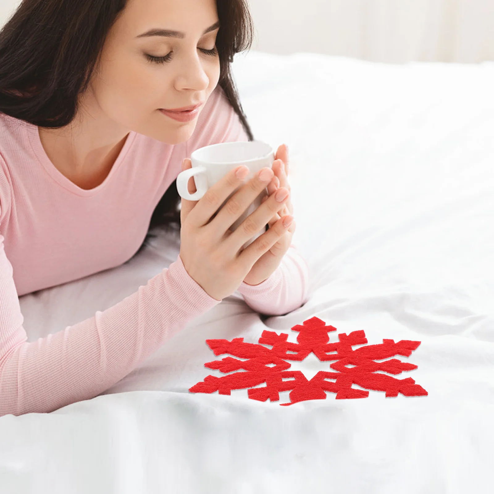 

12Pcs Snowflake Shape Christmas Coasters Heat Insulation Cup Pad Home Kitchen Party Decorations Christmas Coasters