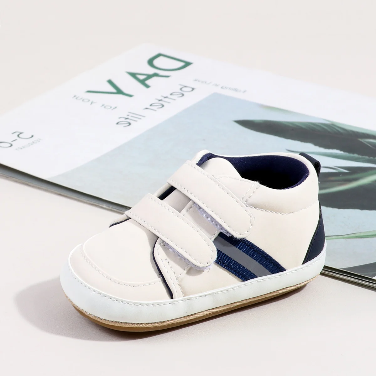Wholesale Spring And Autumn Baby Boys And Girls Solid Color Matching Double Hook And Loop Fashion Trend Casual Walking Shoes