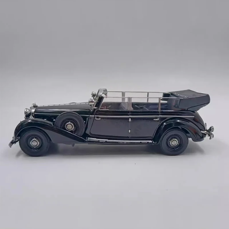 Diecast Original 1:43 Scale Benz 770 Roadster Alloy Simulation Car Model Collection Decoration Toy Gift Souvenir Dispaly