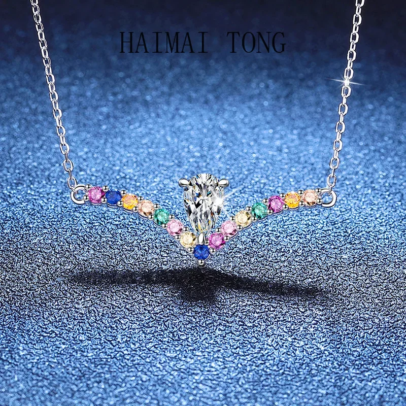 

HAIMAITONG PT950 Platinum Cross-border Necklace Moissanite Fashion V-Shaped Water Drop Pendant 1 Carat D Color Moissanite Neckla