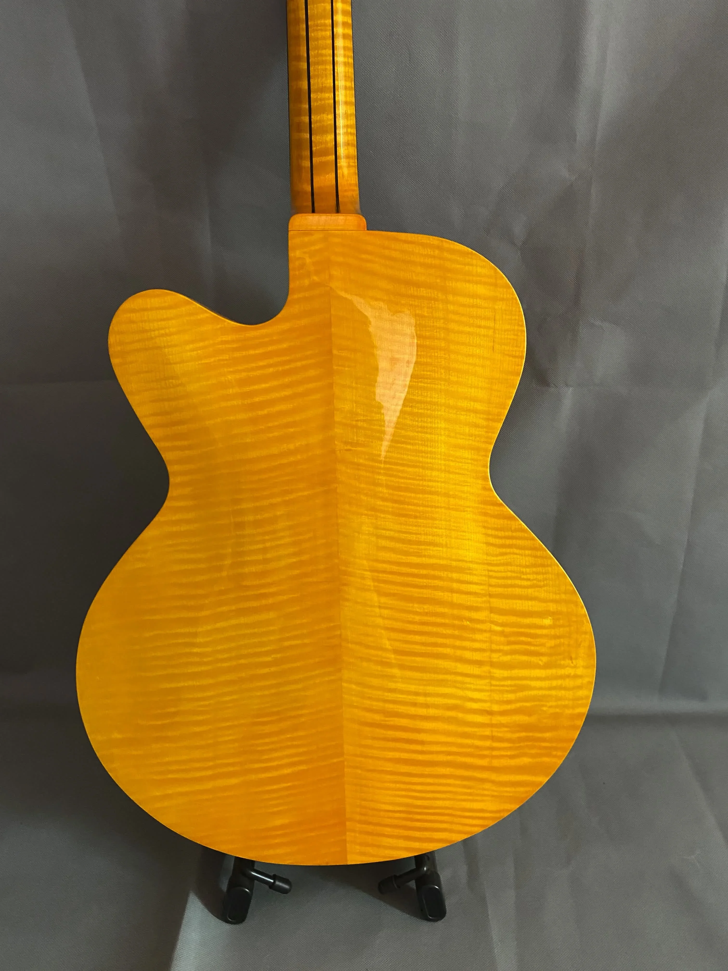 Yunzhi Handmade 3A solid maple jazz guitar cheap and best guitar acoustic