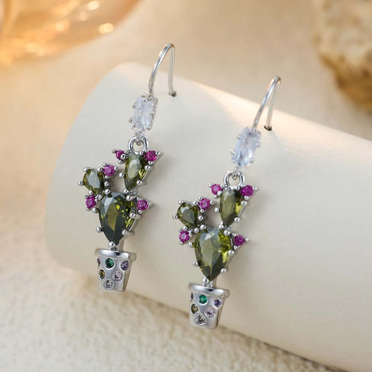 1 pair of fashionable and luxurious retro potted green plant earrings with ear hooks, suitable for daily wear, dances, vacations