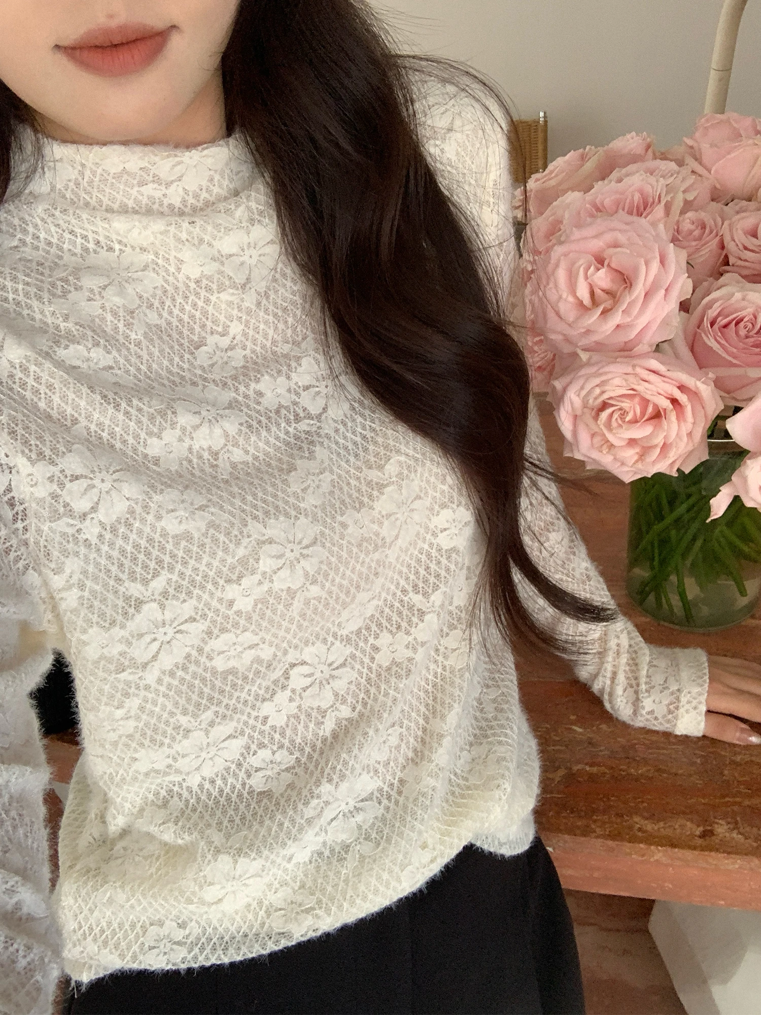 

Женская зимняя базовая футболка NAZ с кружевом, пушистой текстурой и вышивкой в корейском стиле, свободного кроя, с длинным рукавом