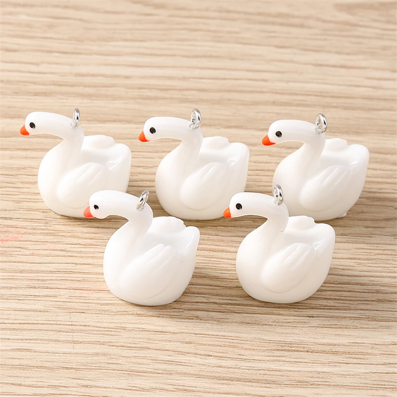 10 Stück 20 x 26 mm Cartoon-Harz Tier Gans Schwan Charms Anhänger für Schmuckherstellung Ohrringe Halsketten Armbänder DIY Zubehör – Detail 6