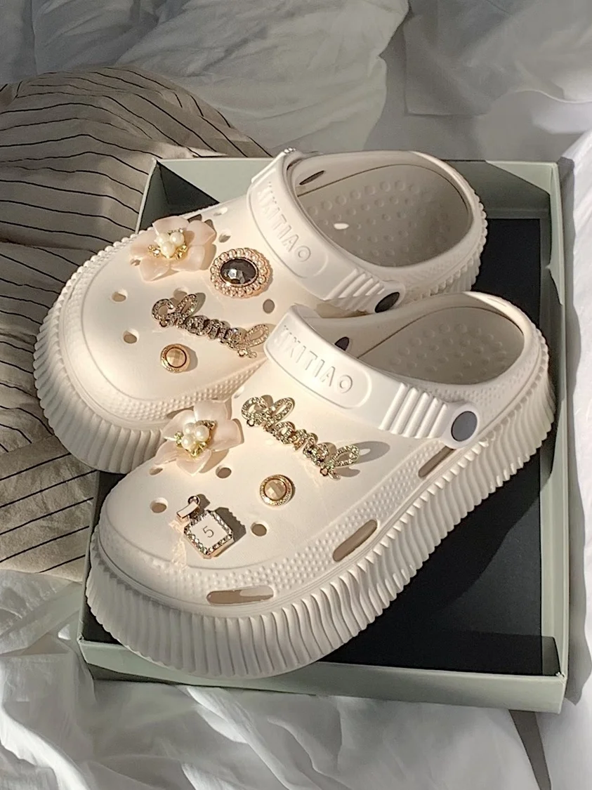 Garden Shoes 2023 Summer Women Slipper Outdoor Versatile EVA Thick Sole Shoes Holes Anti-slip Hollowed-out Beach Sandals Female