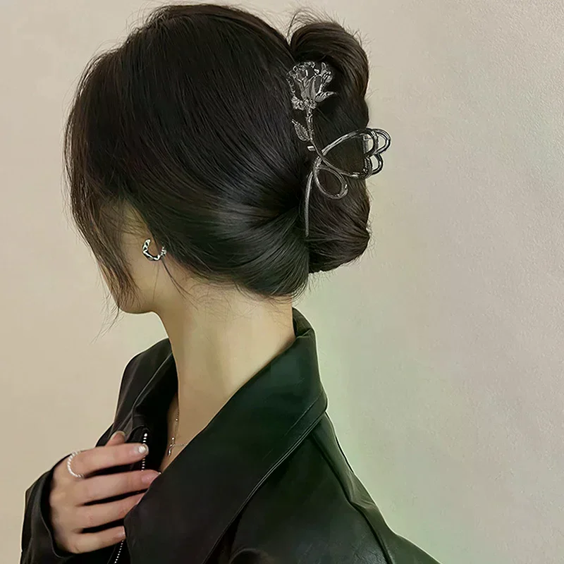 

Vintage Style Love Rose Large Metal Pan Hair Grab Clip Female Back Of Head Shark Clip Headdress