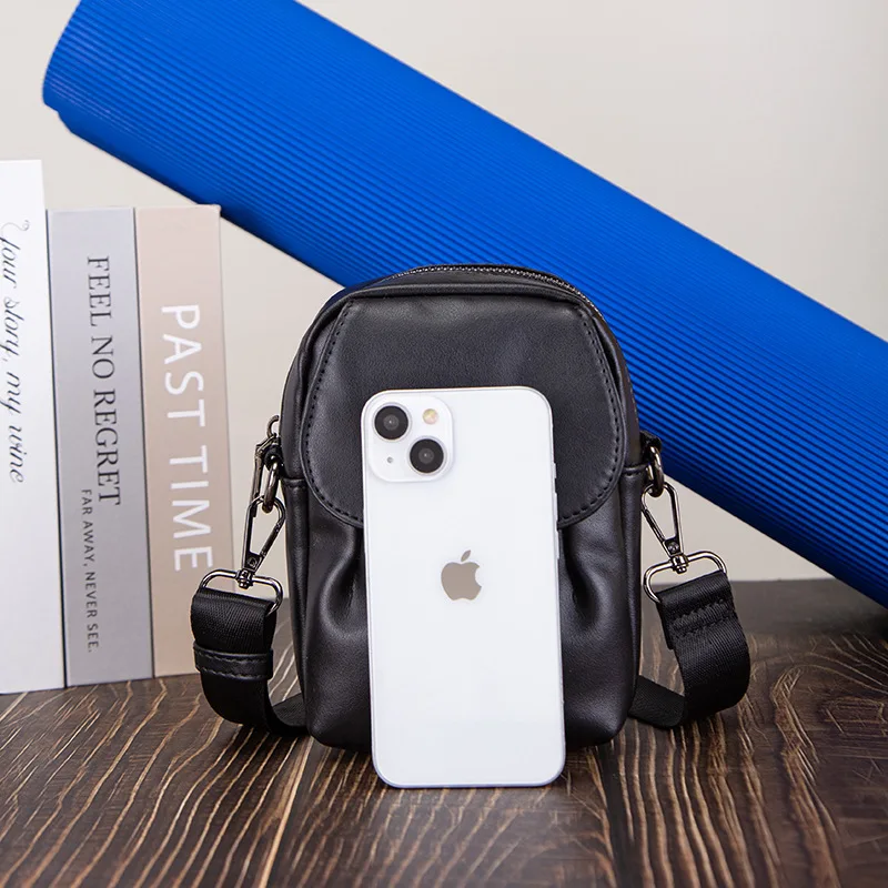 Casual Cell Phone Shoulder Bags Leather Men Waterproof Phone Waist Bags Messenger Bag Crossbody Purse with Belt Loop Wallet Case