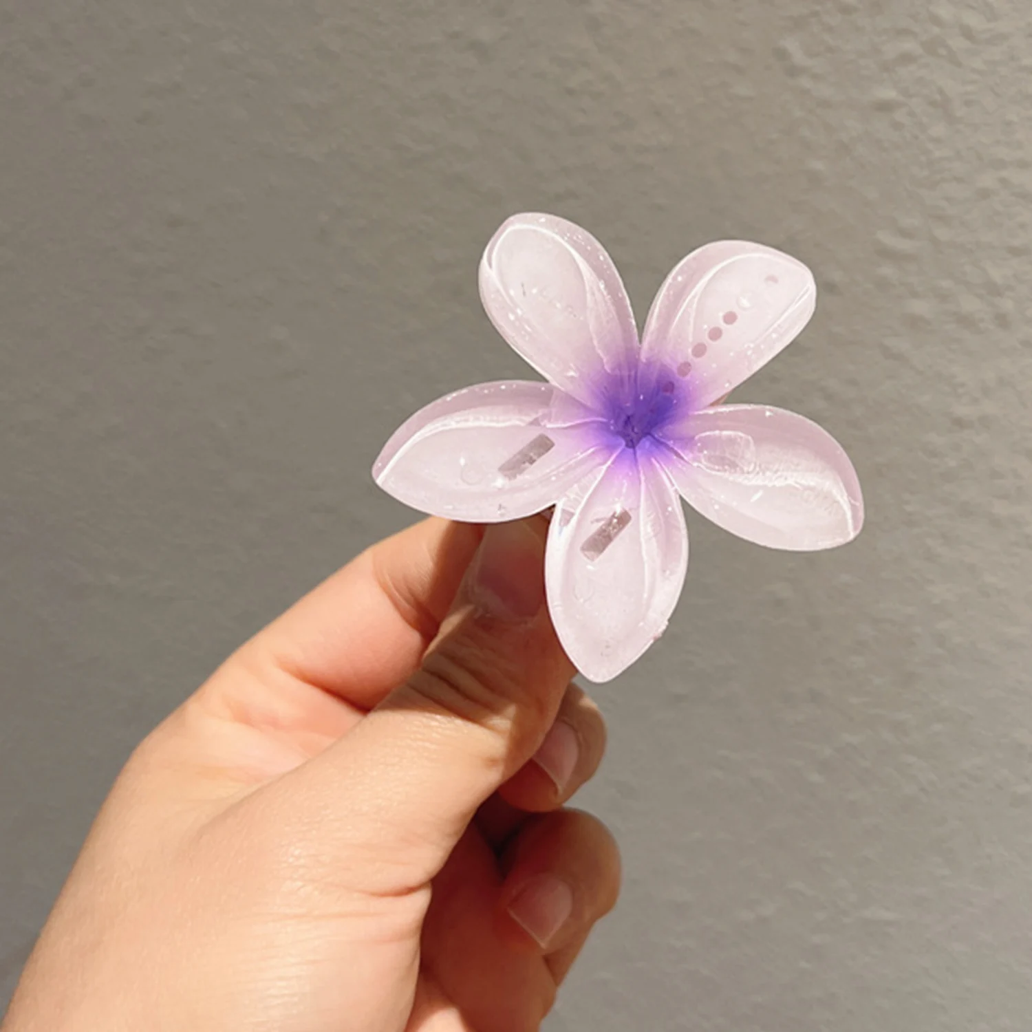 Summer Plumeria Flower Hair Clips For Women Girls Cute Hairpins Egg Flower Barrettes Hawaiian Wedding Party Hair Accessories