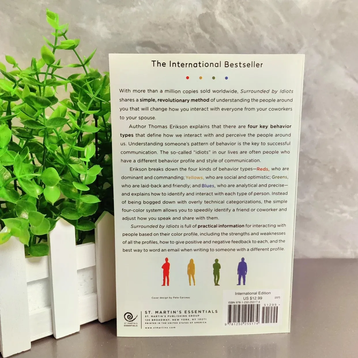 ล้อมรอบด้วยคนโง่: สี่ประเภทพฤติกรรมของมนุษย์