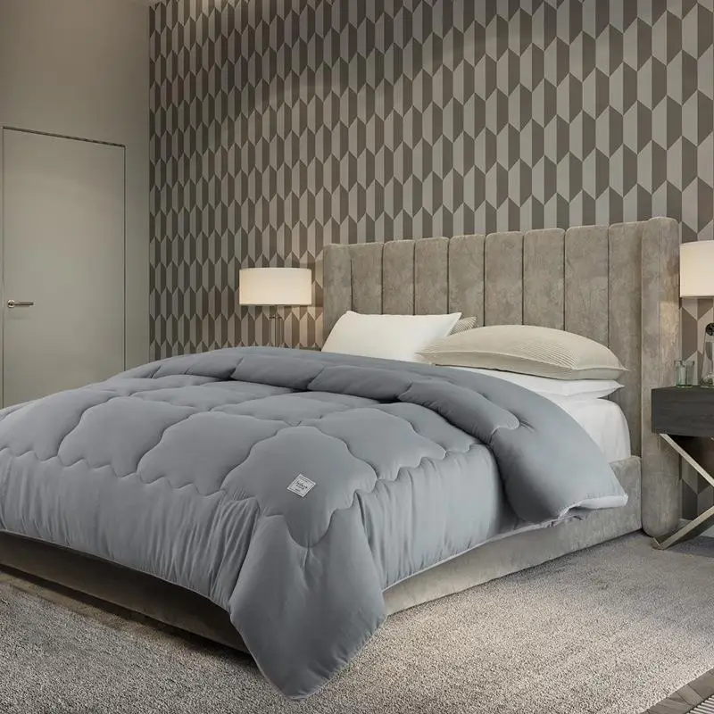

Thickened Fiber Quilt Warm Winter Comforter Single Student Bedding Durable Cotton Core for Cold Nights by Xuan Zhuo Jing