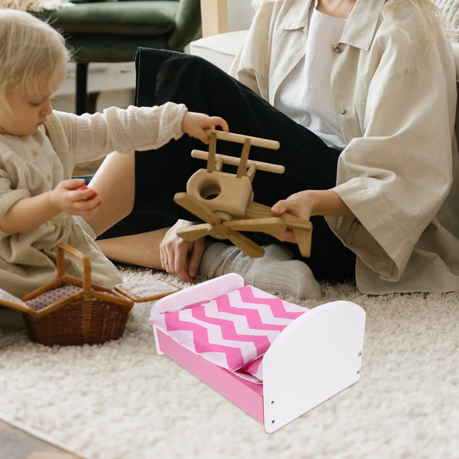 

1Set Mini Bed Wooden Furniture Natural Wood Miniature Bed for Dollhouse Bedroom Scene Accessory Mini House Decoration