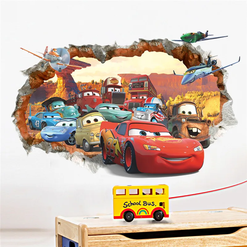 Disney Cartoon Car Lighting McQueen Wall Stickers per la camera dei bambini Home Bedroom PVC Decor Cartoon Movie Mural Art decalcomanie