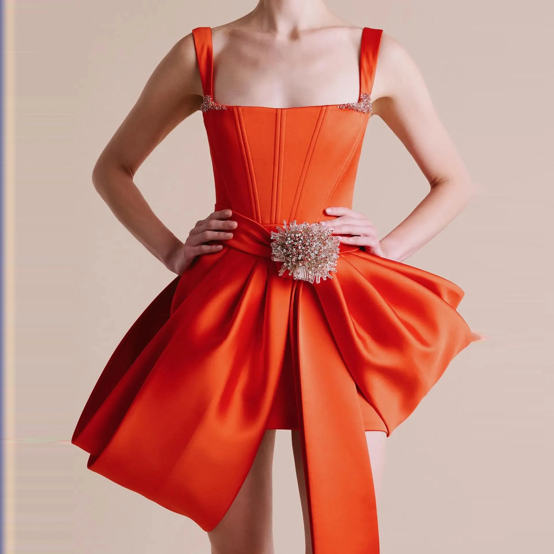 

Pretty Mini Orange Dresses With Beaded Bow Square Neckline Prom Gowns Short Beading Draped Satin Overlay Women Party Dress