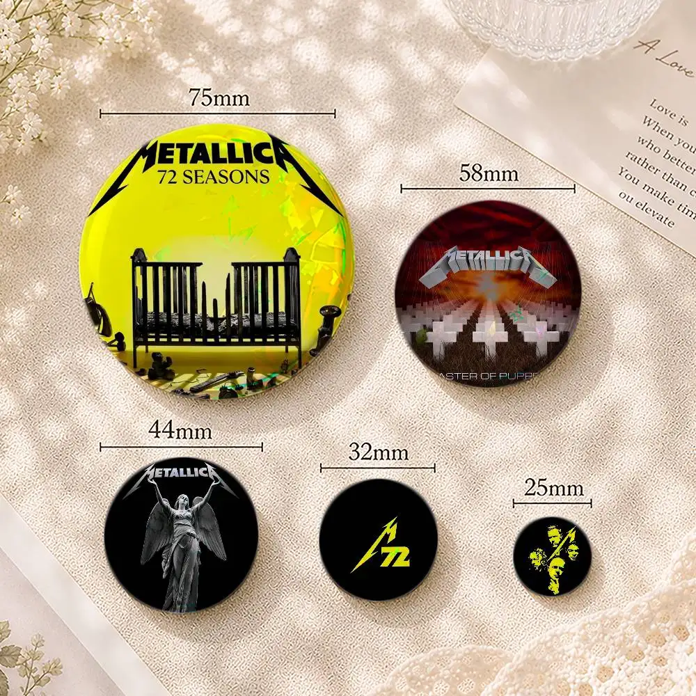72 Seasons M-Metallica Band Insignias y Broches de Metal Personalizados, Pines de Esmalte de Hojalata con Diseños Creativos de Imágenes y Texto, Regalo