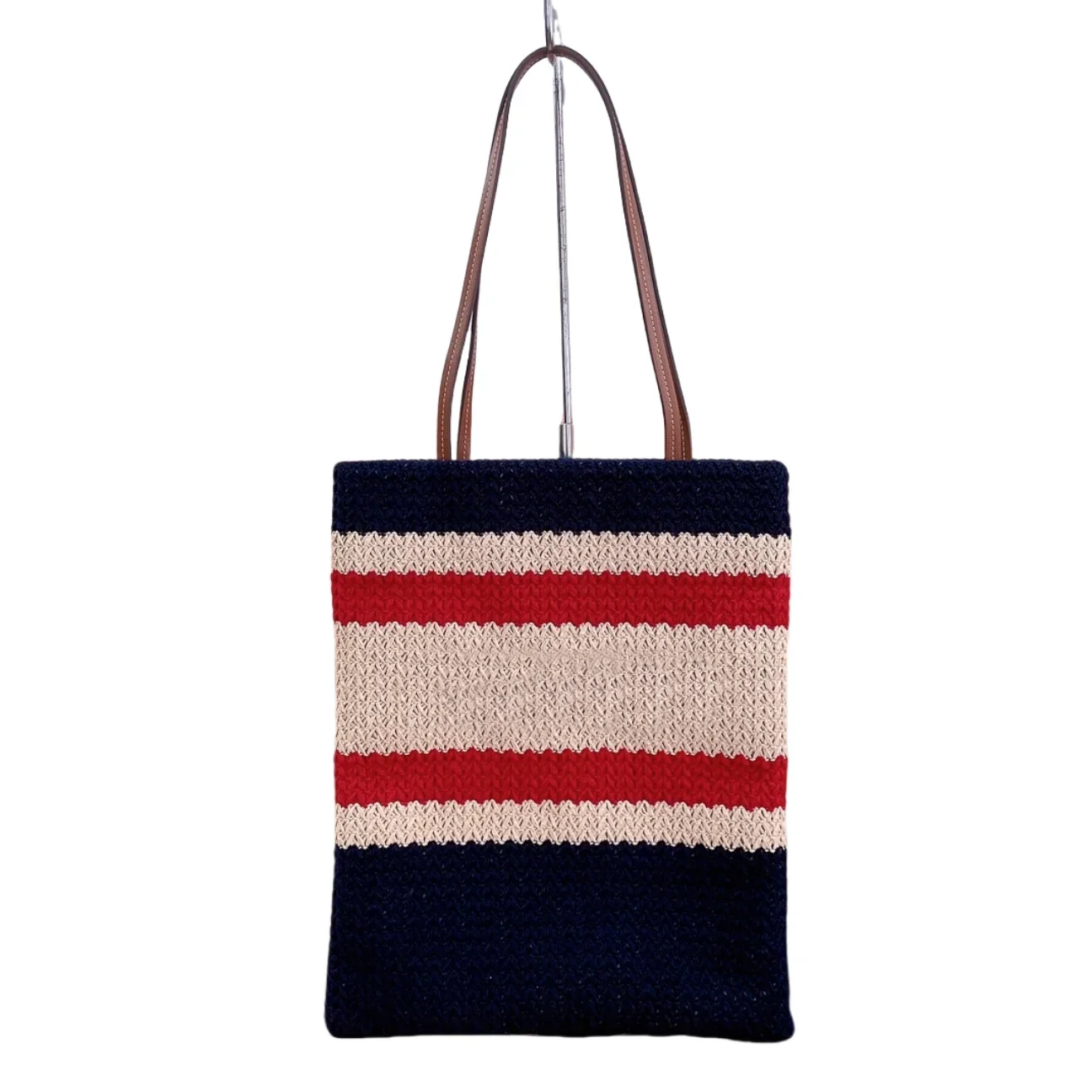 Fashionable Street Trend Woven Contrasting Stripes Beach Resort Style Straw Tote Luxury Designer Large Capacity Women's Bag 2024