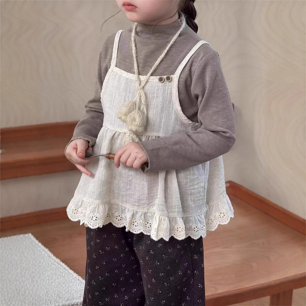 

Children's Set 2025 Autumn Girl Korean Version Cute Lace Camisole Coffee Color Long Sleeved Bottom Top Floral Casual Pants