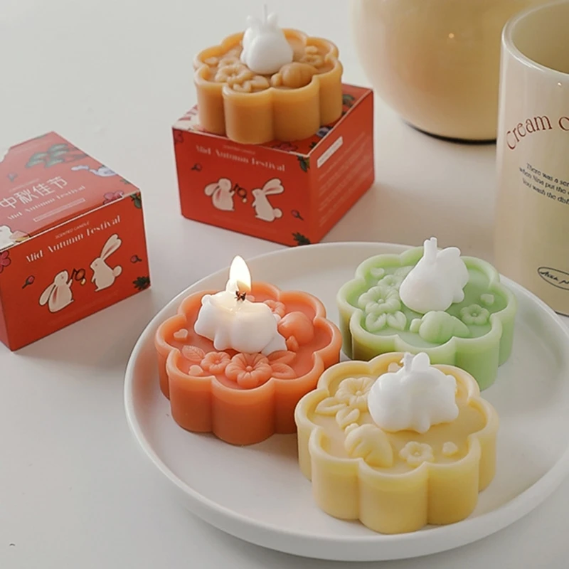 Cute Rabbit Mooncake Shape Scented Candle for Middle Autumn Festival Gift for Relaxation and Celebration Holiday Present