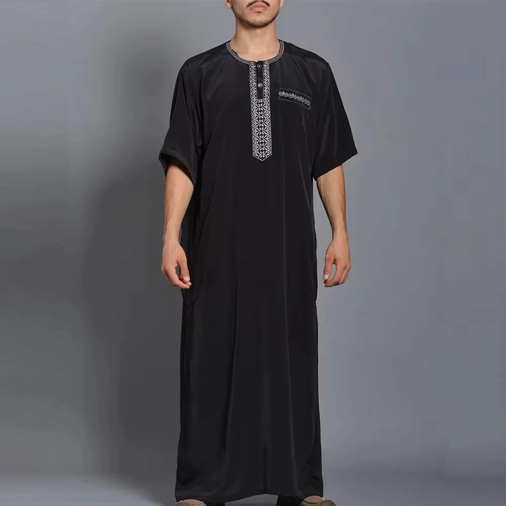 2025 New Muslim Men's Robe Elegant Retro Robe Round Neck Loose Men's Festival Robe Moroccan Style Luxury Simple Robe