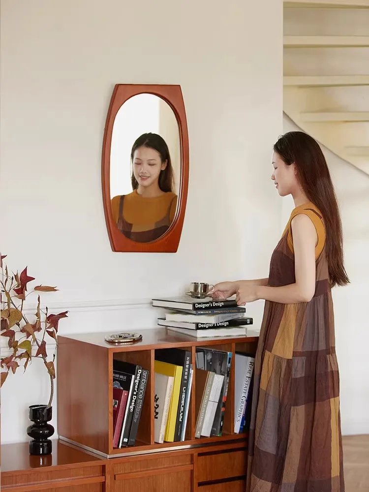 ‌Clothing Store Wall-Mounted High-Definition Vanity Mirror With French-Style Art Living Room Decorative Cherry Wooden Frame