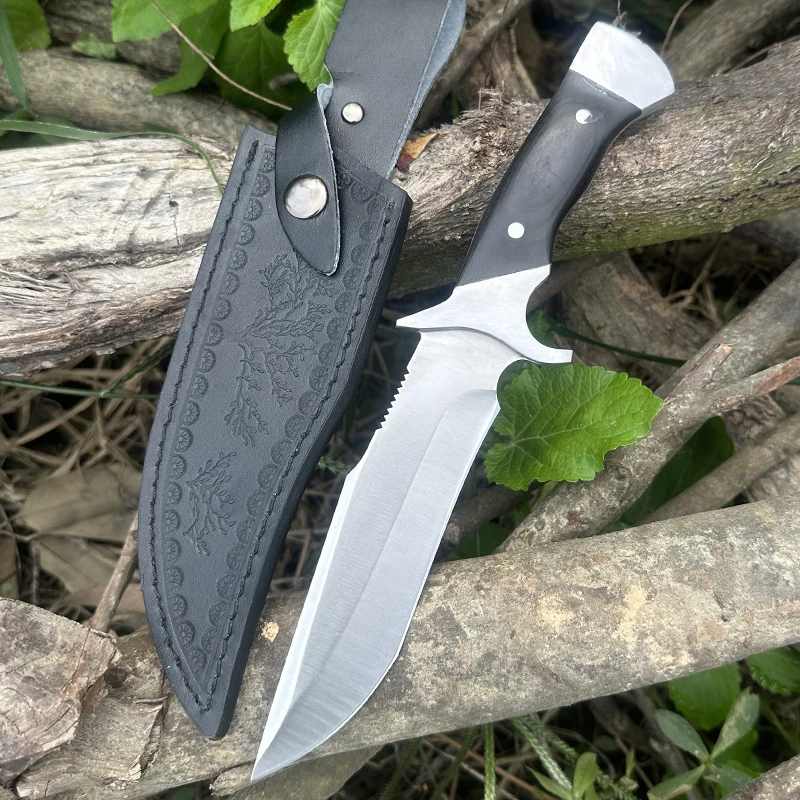 The fixed blade is made of rust-proof AISI 420 steel and is suitable for camping, wilderness survival, and home barbecue knives