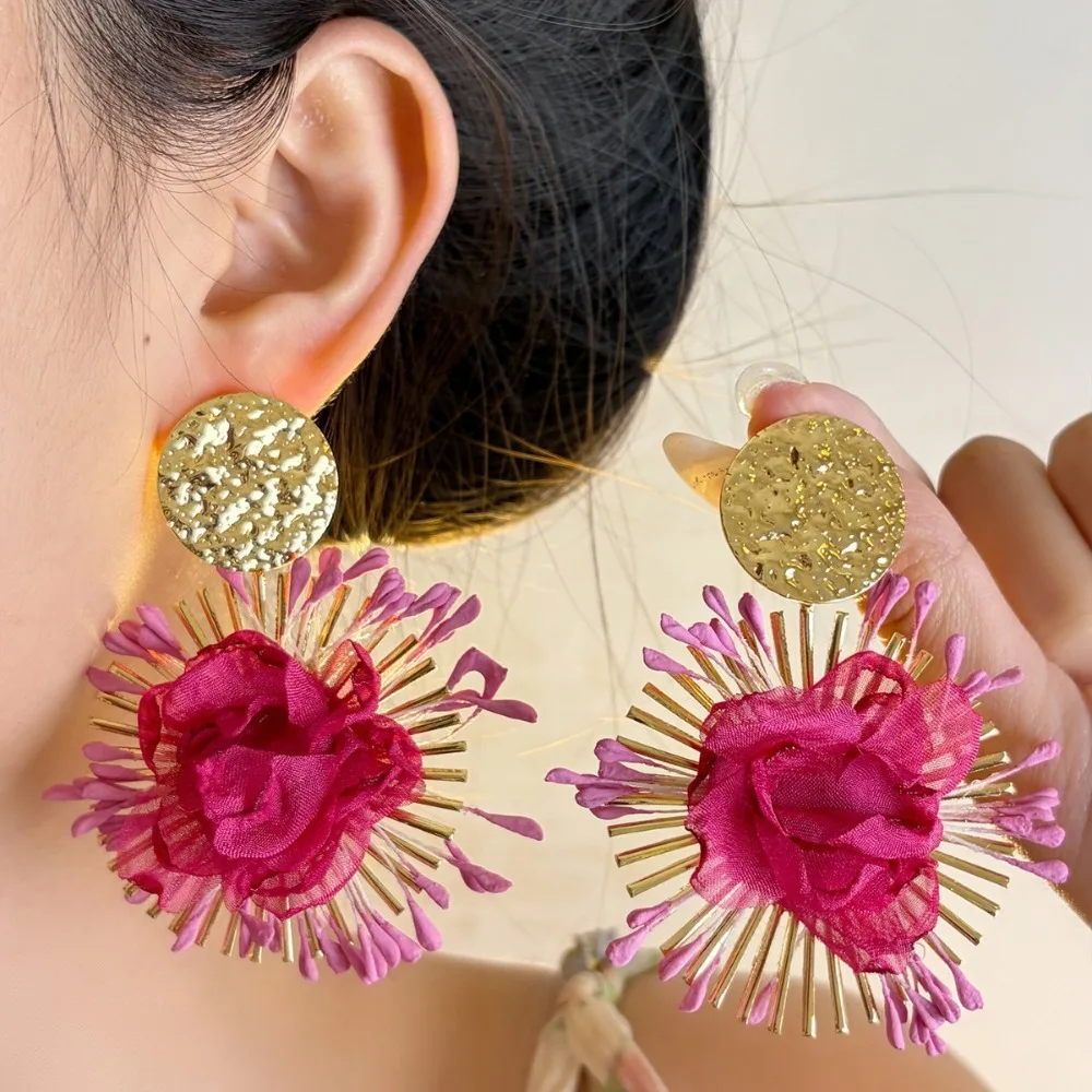 

Gentle Temperament Sunflower Earrings Unique Earrings Seaside Atmosphere Photographed Photographed Earrings