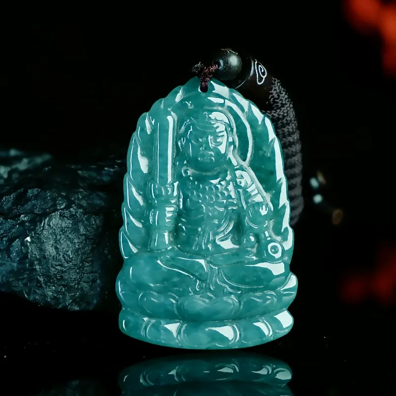 

Подвеска-амулет из натурального бирманского изумруда (эмералда) с эффектом синей волны, символизирующая зодиакальные богов-хранителей, ювелирное украшение, подарок, цепочка для свитера