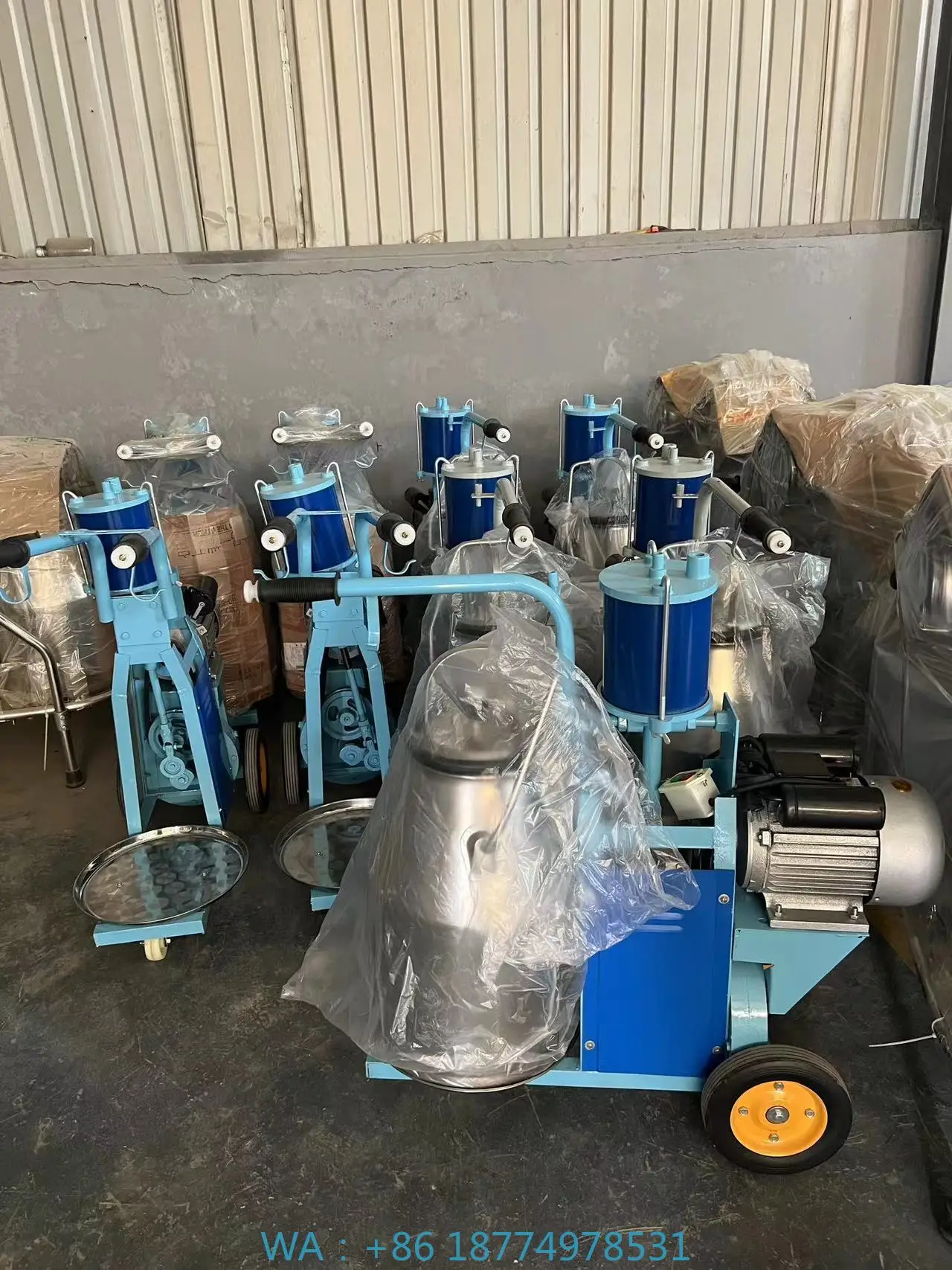 

achine Bucket MilkerElectric Cow Milking M