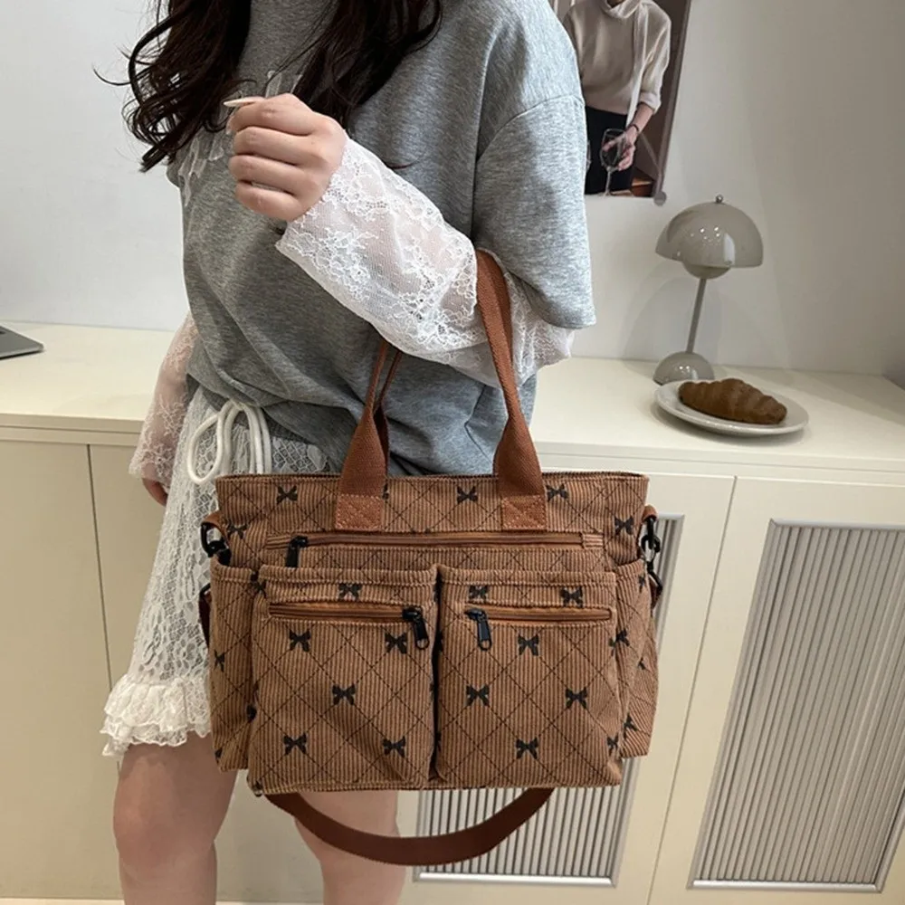Sweet Women's Shoulder Bag Bowknot Print Large Capacity Underarm Tote Bag Lightweight Korean Style Commuting Handbag Travel