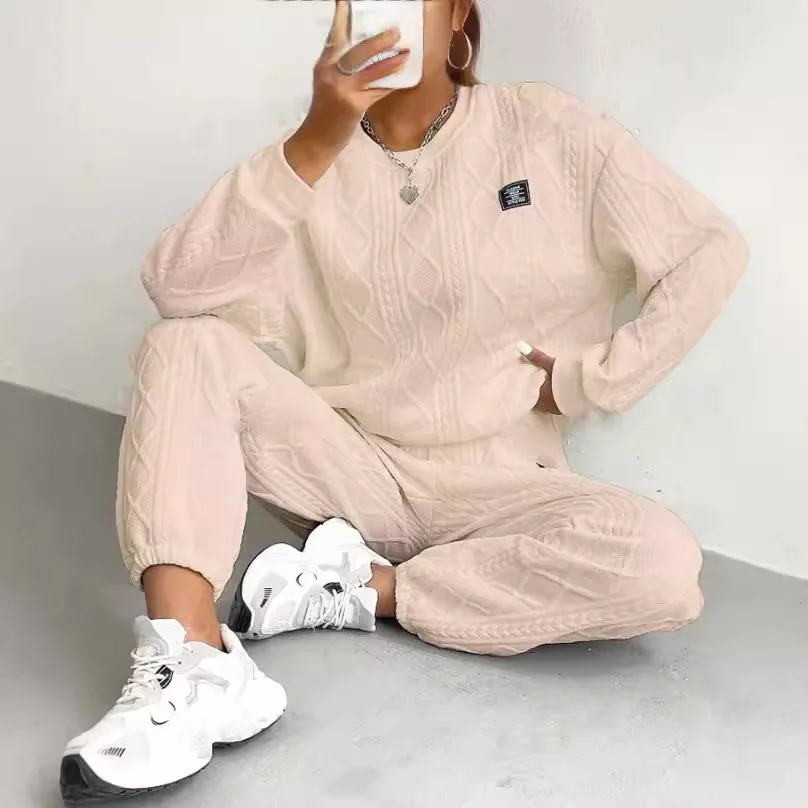 2025 Women's Fashionable Casual Jacquard Long Sleeved Casual Round Neck Sweatshirt Long Pants Set Autumn New Item Sets