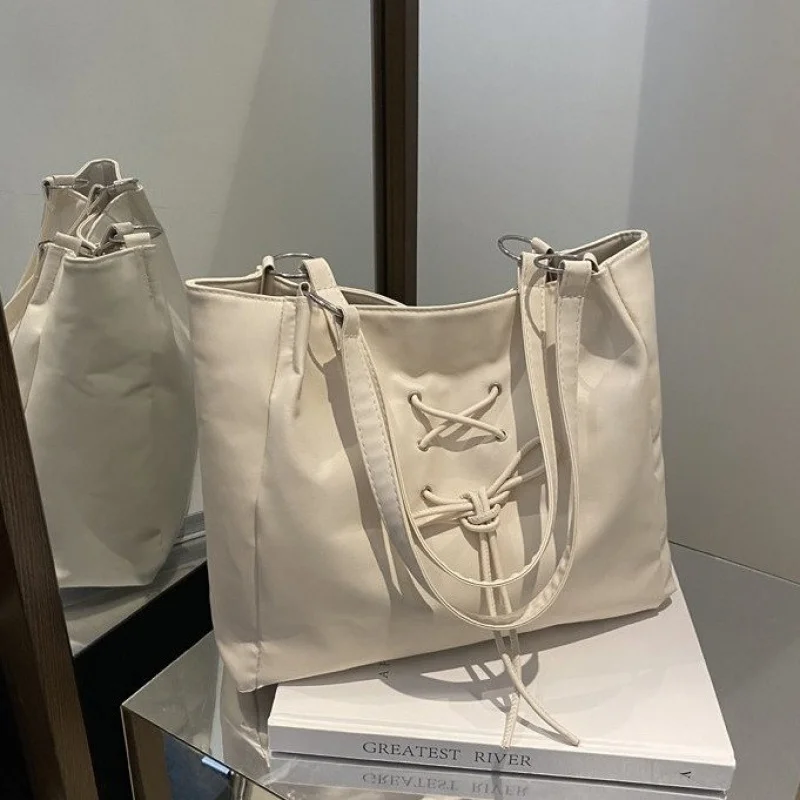 

Элегантная кожаная женская большая сумка, элитная роскошная брендовая известная дизайнерская стильная модная винтажная пригородная сумка художника ​