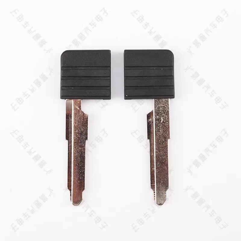 for Mazda flat card small key horse 6 old card smart card small key mechanical key head