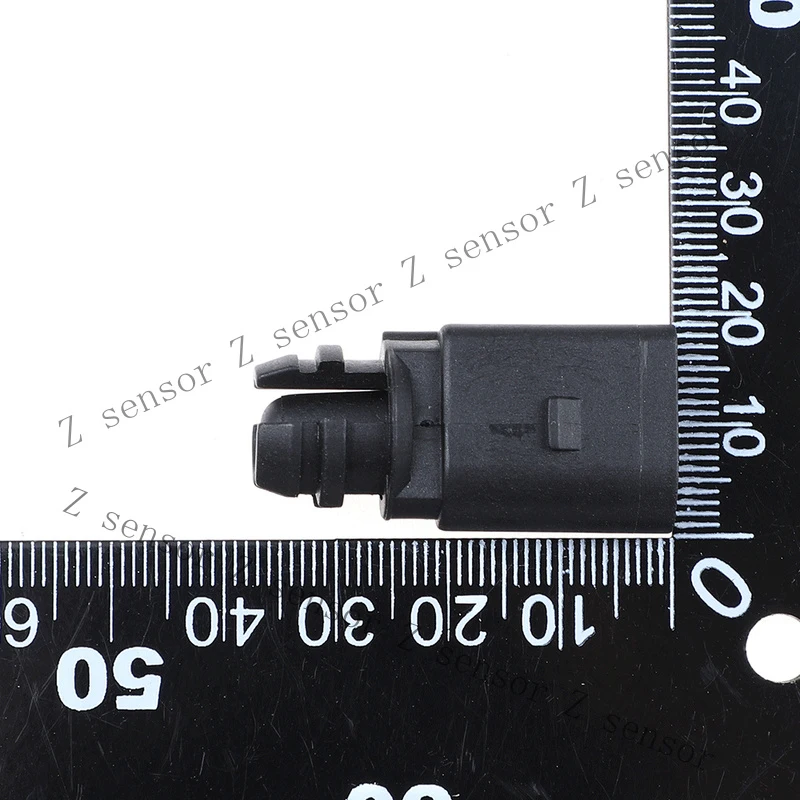 Z+ 8Z0820535 Air Temperature Sensor Sender Outside Ambient FOR Audi A4 Volkswagen