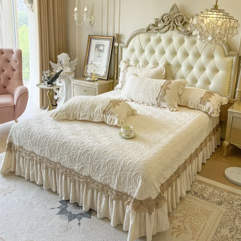3/Pcs Luxury Velvet Fleece Lace Ruffles Quilted Bedspread, Mattress Cover, Bed Skirt, Bed Sheet Set, With Pillowcases