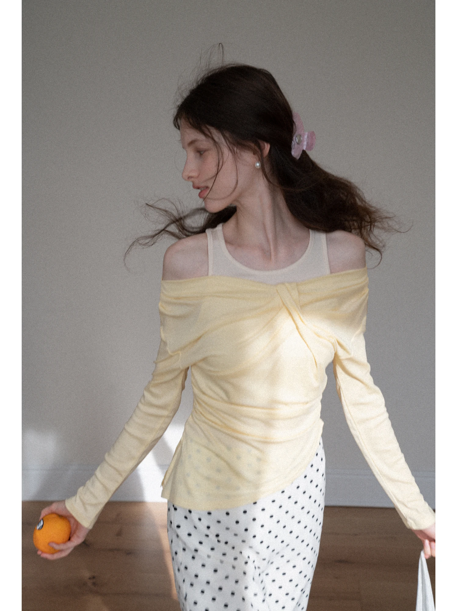 

Женская футболка Eggka с длинным рукавом, облегающая, с завышенной талией, асимметричным подолом, из дышащего полиэстера, летний топ