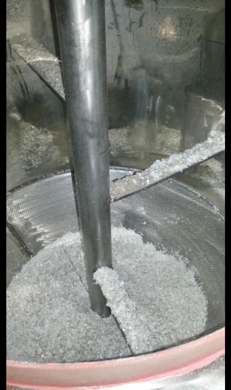 Gainwal 1000 kg Industriale ad anello chiuso PET FLAKES Cristallizzatore Attrezzatura Cristallizzatore