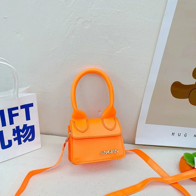 2023 Nieuwe Kinderen Mini Crossbody Tassen Schattige Leren Portemonnees Handtassen Voor Baby Meisje Kleine Munt Portemonnee Tasje Doos Meisjes Portemonnee Mode