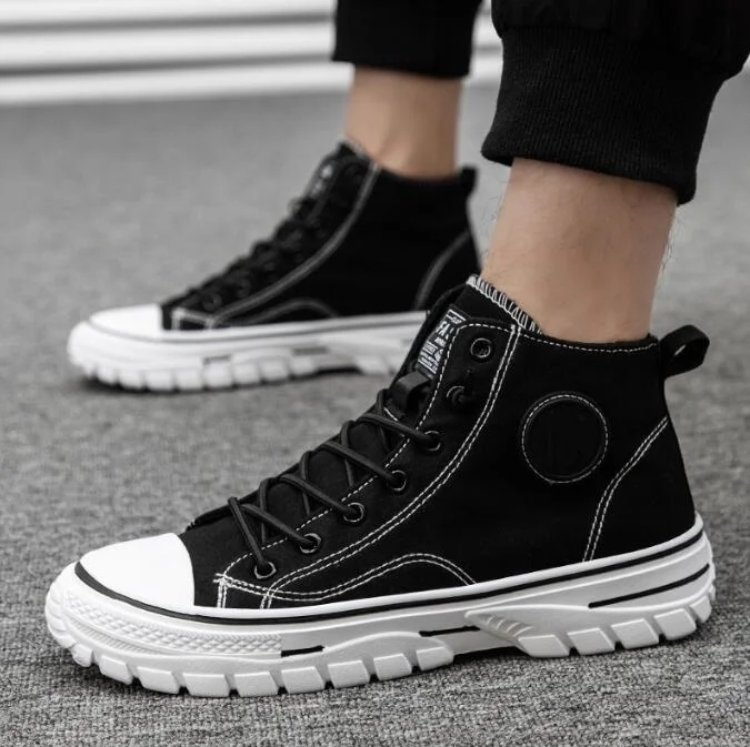 

Fashion High Top Canvas Shoes Men Lace-up Sneakers With Platform Beige Black Gray Breathable Men Skateboard Trend Shoes