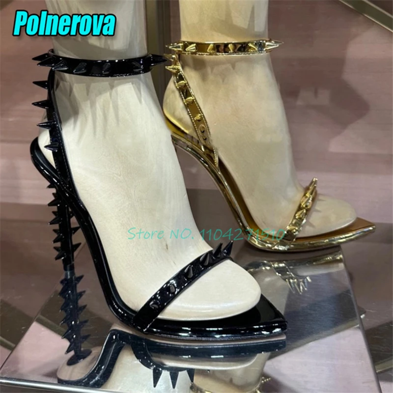 مثير برشام معدني عالية الكعب للنساء الذهب الأسود براءات الاختراع والجلود أشار تو كعب غريب الصنادل سيدة الموضة خنجر الأحذية #1