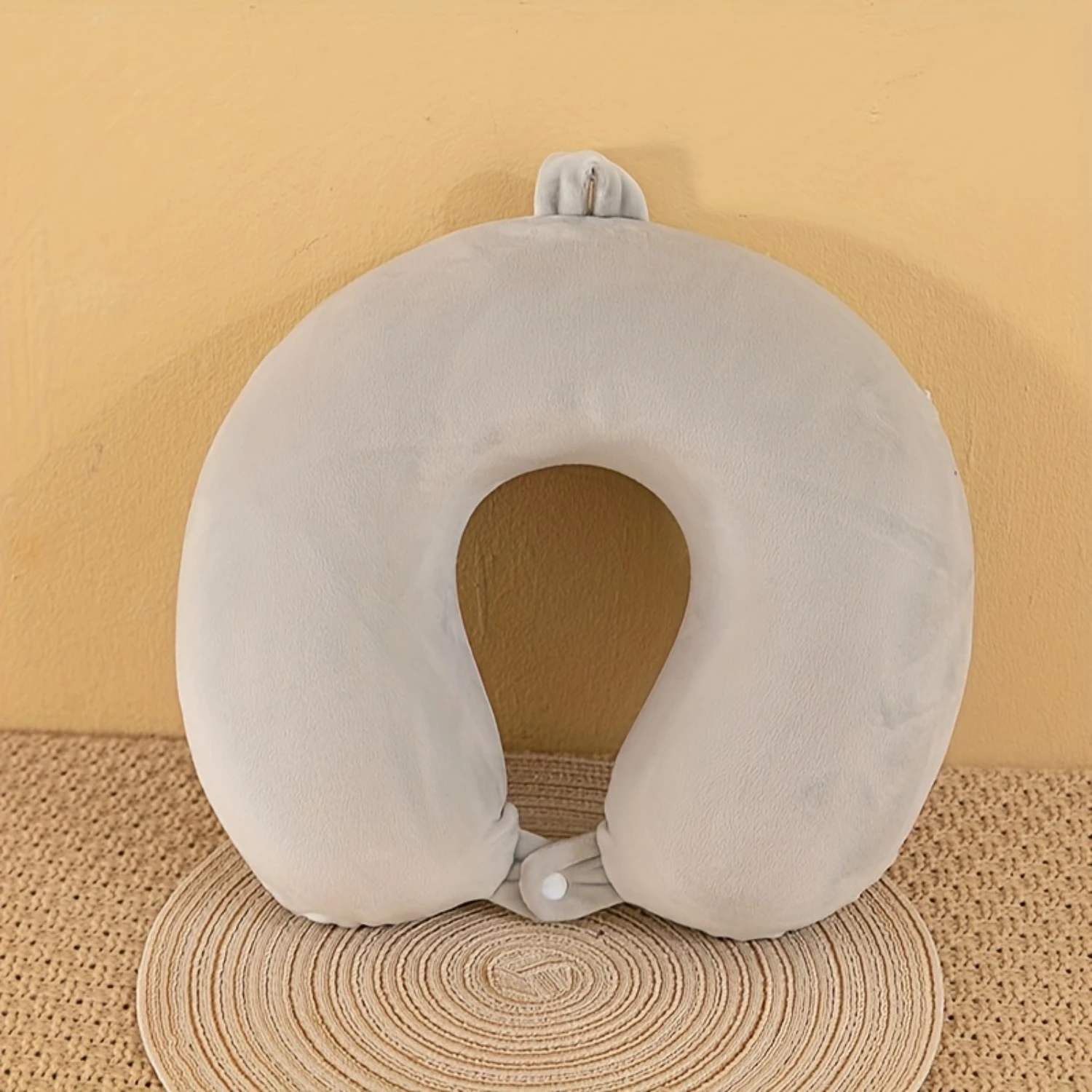 

Classic Travel Neck Support With Adjustable Clasp, Soft U-shaped Neck Support For Airplane, Train, Car, , Office