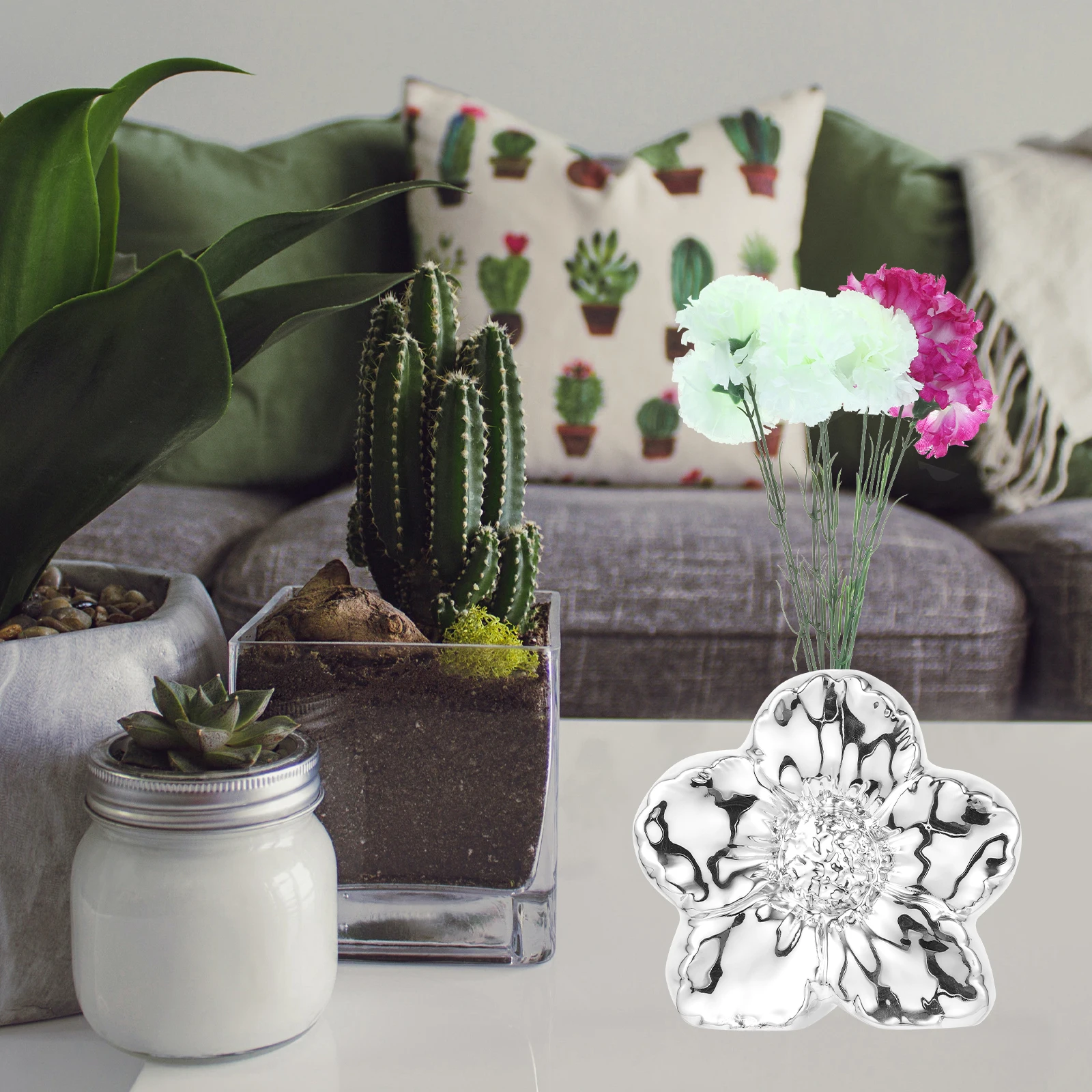 

Ceramic Vase Flower Shape Table Centerpiece Decorative Ornament for Home Office Festivals Weddings Gifts Cute Vase