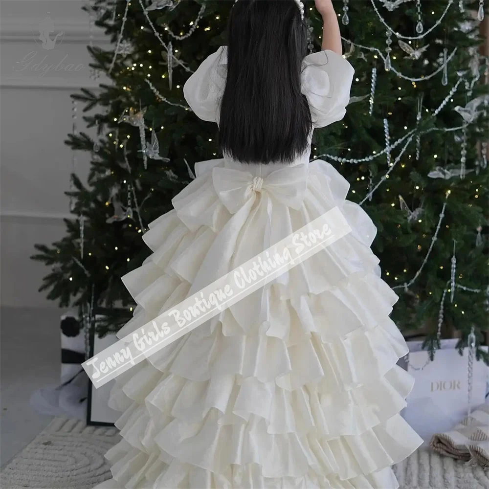 Weiß geschwollene assymetrische Länge Blumen mädchen Kleid für Hochzeit mit Puff ärmeln Kinder Hochzeit Abschluss ball Erstkommunion Kleid geschichtet