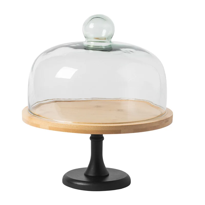 

Arrange bread cake trays, snacks, cold meals, coffee breaks, set the table