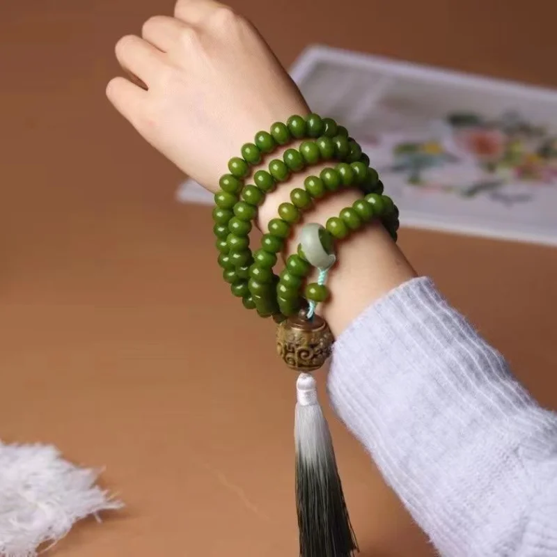 

UMQ High-end Gifts Hainan White Jade Bodhi Root 108Pcs Wen Play Bracelet Women with Green Sandalwood Sachet Tassel Hand String